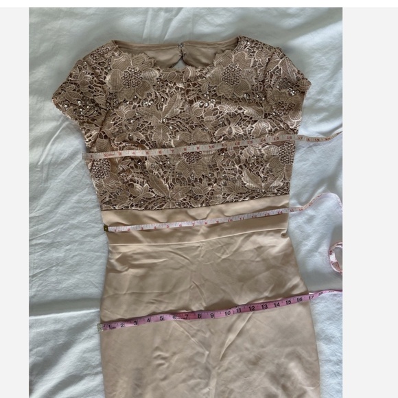 NEW $260 JS Collections Sequin And Floral Embroidered Cap Sleeved Gown Size 6 - Picture 9 of 12